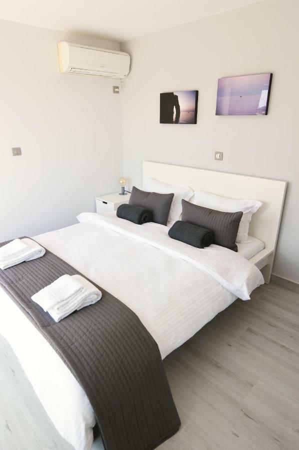 Apartment Terrace & Panoramic Sea View